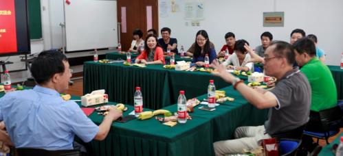 计算机科学技术系退休党员教师欢送会